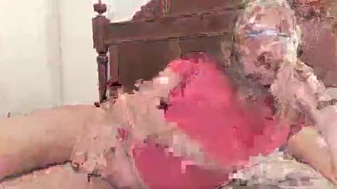 Ran online show from 23, 11, 2025