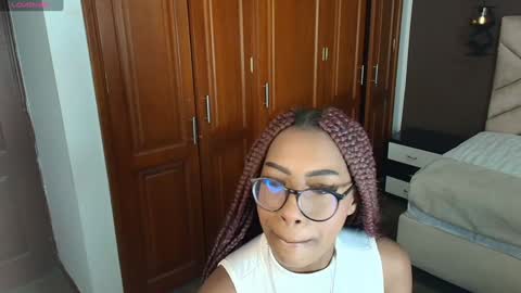 Snapshot of raqueljones_ chatting on 29, 1, 2025 Raquel online show from 29, 1, 2025
