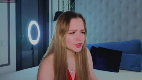 Snapshot of rashidagiczewski chatting on 10, 5, 2026 Nicole online show from 10, 5, 2026