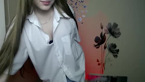 raspberry0101 online show from 6, 12, 2024