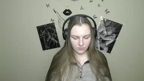 raspberry0101 online show from 18, 1, 2025