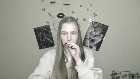 raspberry0101 online show from 2, 2, 2025