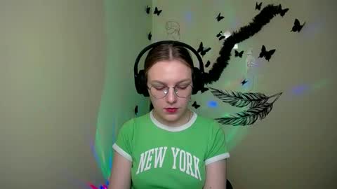 raspberry0101 online show from 4, 2, 2025