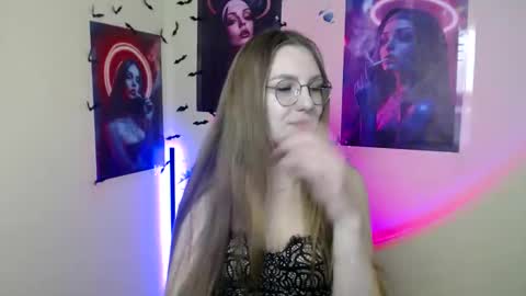 raspberry0101 online show from 24, 10, 2025