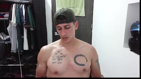 Snapshot of raul240335 chatting on 15, 5, 2026 Raul online show from 15, 5, 2026