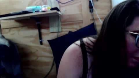Snapshot of raven_8687 chatting on 7, 5, 2026 Raven online show from 7, 5, 2026