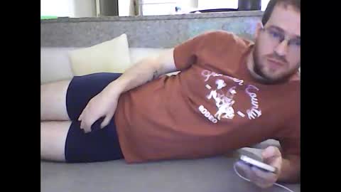 Snapshot of raven_87 chatting on 5, 4, 2026 Raven online show from 5, 4, 2026