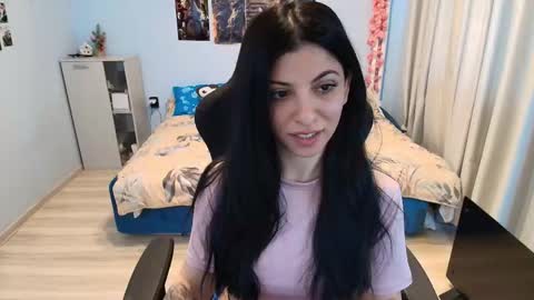 raven_haired_goddess online show from 14, 3, 2026