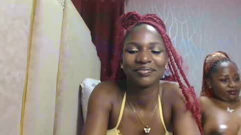 Snapshot of raven_luxe chatting on 27, 4, 2026 Raven online show from 27, 4, 2026