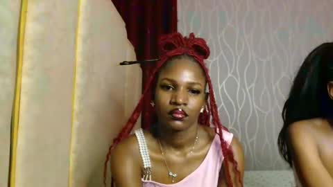 Snapshot of raven_luxe chatting on 29, 5, 2026 Raven online show from 29, 5, 2026