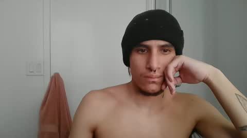 Snapshot of ravenxbat chatting on 7, 10, 2025 ravenxbat online show from 7, 10, 2025