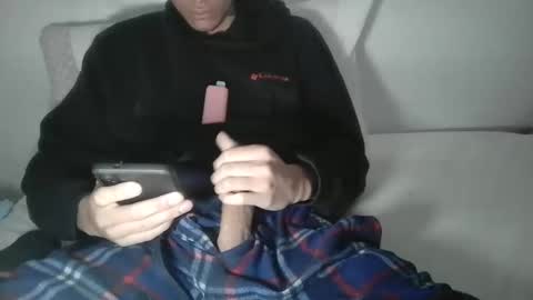 Snapshot of ravenxbat chatting on 18, 11, 2025 ravenxbat online show from 18, 11, 2025