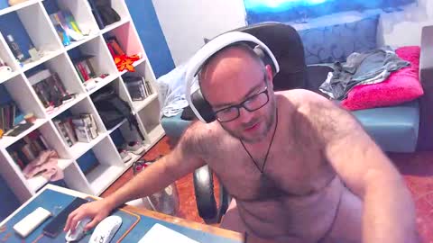 ravingr3d3 online show from 2, 6, 2026