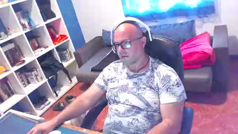 Snapshot of ravingr3d3 chatting on 15, 6, 2026 ravingr3d3 online show from 15, 6, 2026