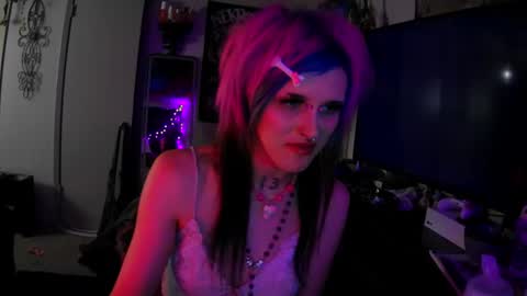 Snapshot of ravynstar13 chatting on 29, 9, 2025 ravynstar13 online show from 29, 9, 2025