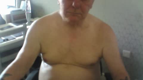 Snapshot of ray477 chatting on 9, 7, 2026 ray477 online show from 9, 7, 2026
