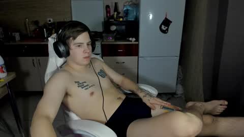 Snapshot of ray_hill chatting on 26, 12, 2024 Ray online show from 26, 12, 2024