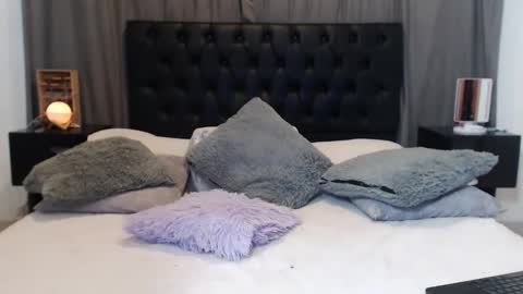 Snapshot of ray_weed chatting on 19, 1, 2025 Ray online show from 19, 1, 2025