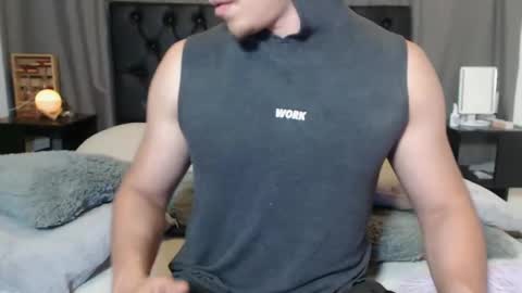 Snapshot of ray_weed chatting on 11, 2, 2025 Ray online show from 11, 2, 2025