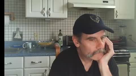 Snapshot of raylene4u2 chatting on 10, 7, 2026 Ray online show from 10, 7, 2026
