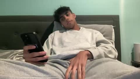 Snapshot of raymondg8596 chatting on 4, 2, 2025 raymondg8596 online show from 4, 2, 2025