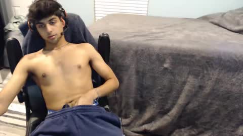 Snapshot of raymondg8596 chatting on 26, 2, 2025 raymondg8596 online show from 26, 2, 2025