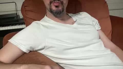 Snapshot of rayos789 chatting on 7, 5, 2026 rayos789 online show from 7, 5, 2026