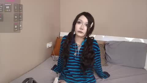 rayreina online show from 17, 5, 2026