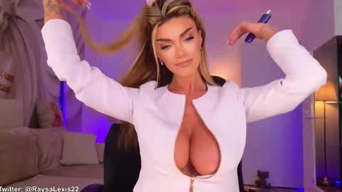 raysalexis19 online show from 11, 2, 2026