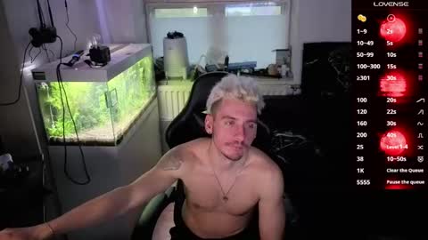 Rayzel online show from 30, 3, 2026