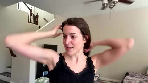 Snapshot of realbeccablair chatting on 17, 5, 2026 realbeccablair online show from 17, 5, 2026