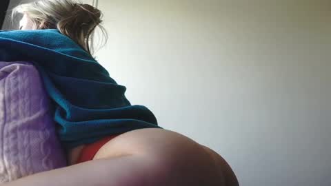 Snapshot of reallilygrace chatting on 19, 2, 2025 Lily Grace online show from 19, 2, 2025