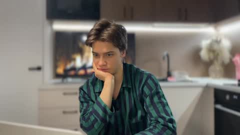 AliceEve online show from 17, 2, 2025