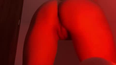 Snapshot of rebbbecka chatting on 3, 12, 2025 Rebbeca online show from 3, 12, 2025