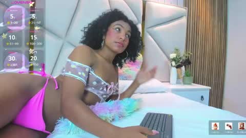 Snapshot of rebeca_brown_ chatting on 23, 5, 2026 Rebeca online show from 23, 5, 2026