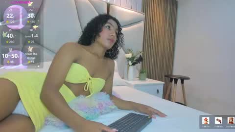 Snapshot of rebeca_brown_ chatting on 29, 5, 2026 Rebeca online show from 29, 5, 2026