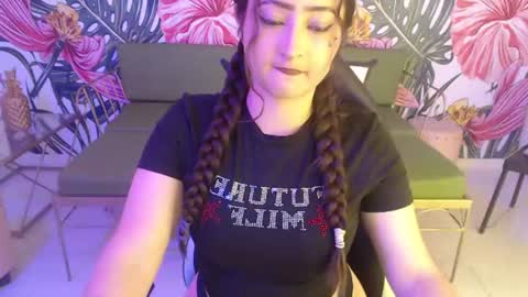 Snapshot of rebeca_dreams chatting on 9, 7, 2026 Rebeca dreams online show from 9, 7, 2026