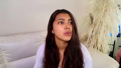 Snapshot of rebeca_williams_ chatting on 17, 2, 2025 Rebeca Williams online show from 17, 2, 2025