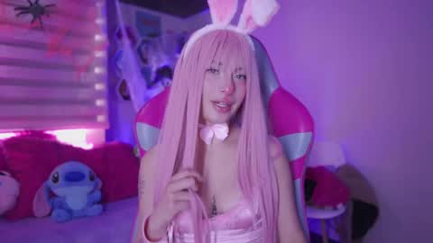Snapshot of rebecah_1 chatting on 23, 10, 2025 Rebeca online show from 23, 10, 2025