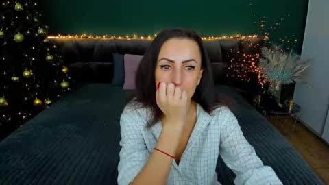 rebecca_diamonds online show from 21, 1, 2025