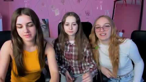 rebecca_smile_ online show from 16, 4, 2026