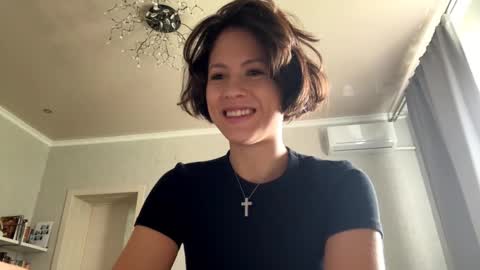 Rebecca online show from 18, 10, 2025