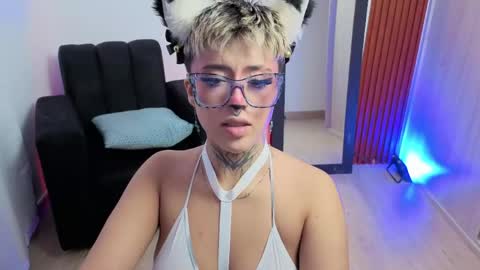 Snapshot of rebeka_baker chatting on 5, 6, 2026 REBEKA online show from 5, 6, 2026