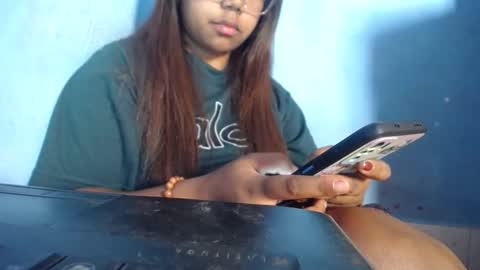 rebelle777 online show from 27, 4, 2026