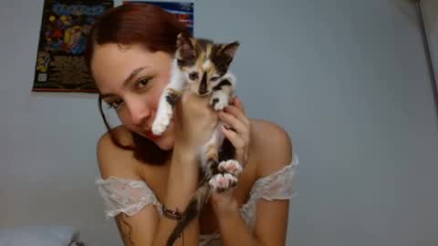 Snapshot of red_chanty chatting on 22, 9, 2025 Lorena online show from 22, 9, 2025