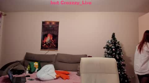 Lisa online show from 1, 1, 2025