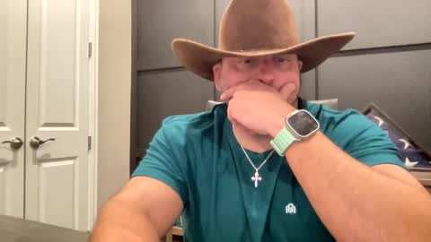 Snapshot of redbull1414 chatting on 18, 12, 2024 RedBull online show from 18, 12, 2024