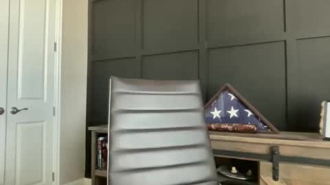 Snapshot of redbull1414 chatting on 20, 10, 2025 RedBull online show from 20, 10, 2025