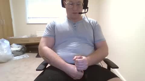 Snapshot of redbwc96 chatting on 3, 12, 2025 redbwc96 online show from 3, 12, 2025