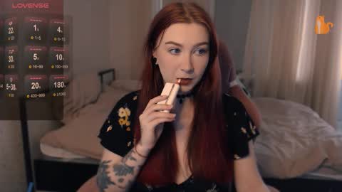 Snapshot of redhaired_kitty chatting on 12, 9, 2025 Lina online show from 12, 9, 2025